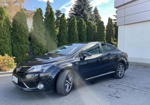 toyota Toyota Avensis cena 31900 przebieg: 199900, rok produkcji 2012 z Wrocław